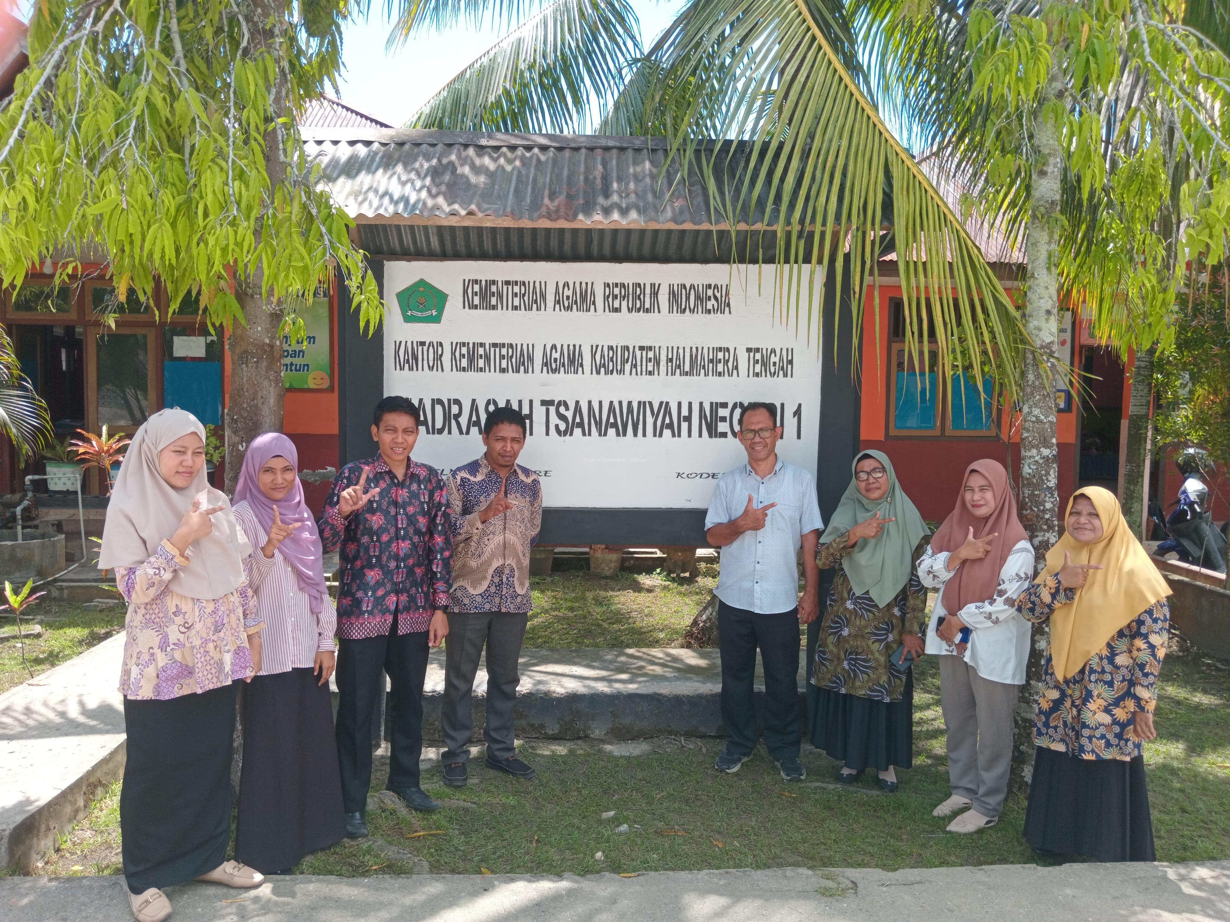 MTsN 1 Halteng: Visitasi AKMI Berjalan Lancar Dan Sukses 